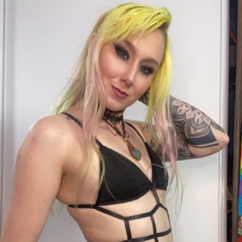 rave_queen_xo OnlyFans profile picture